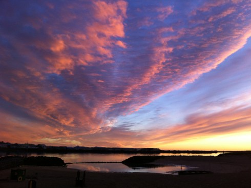 sunset today at Nauthólsvík, a perfect evening for seaswimming