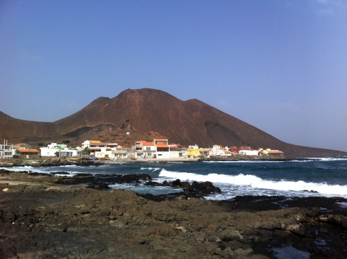 the sleepy, volcanic town of Calhau